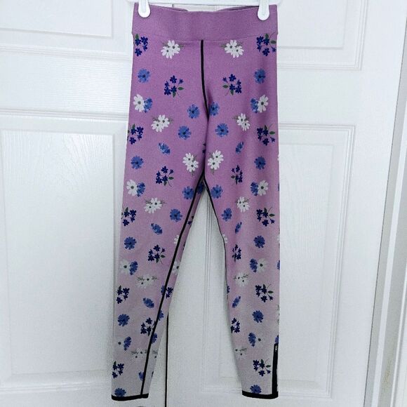 Ultracor Cor Leggings Size XS Purple Violet Floral Pattern Workout Leggings - Picture 1 of 11